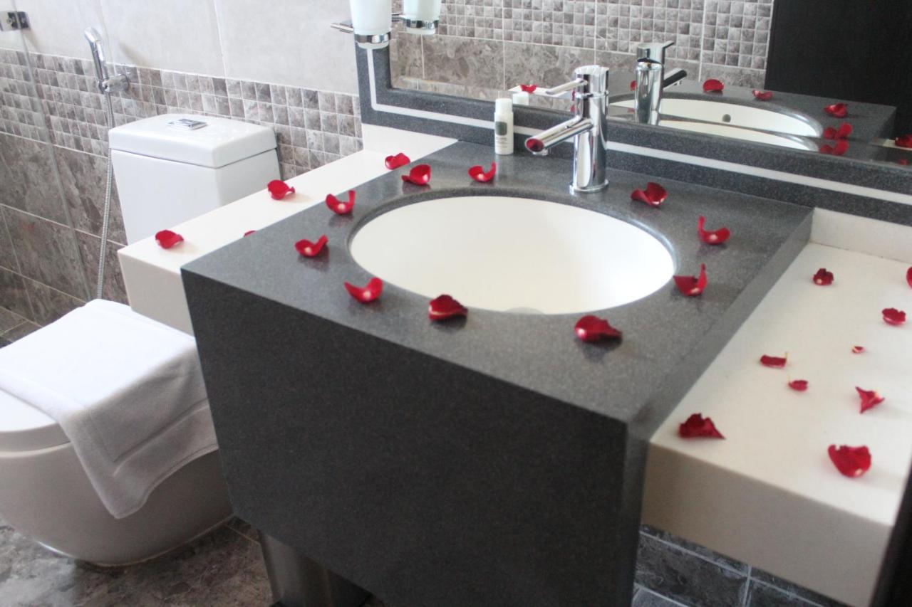 Viola Hotel Jizan Luaran gambar